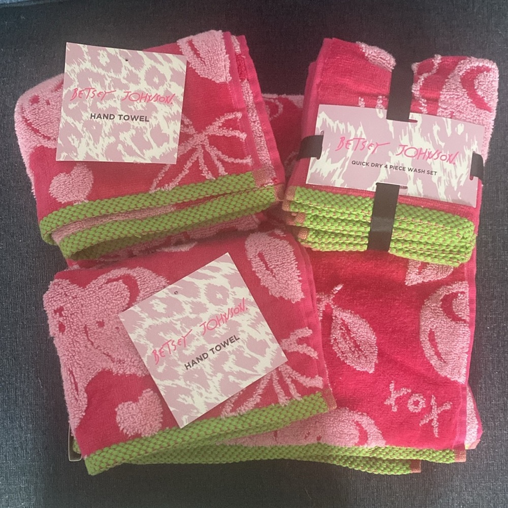 BETSEY JOHNSON XOXO CHERRIES AND BOWS PINK 7PC BATHROOM BATH TOWEL SET 🍒